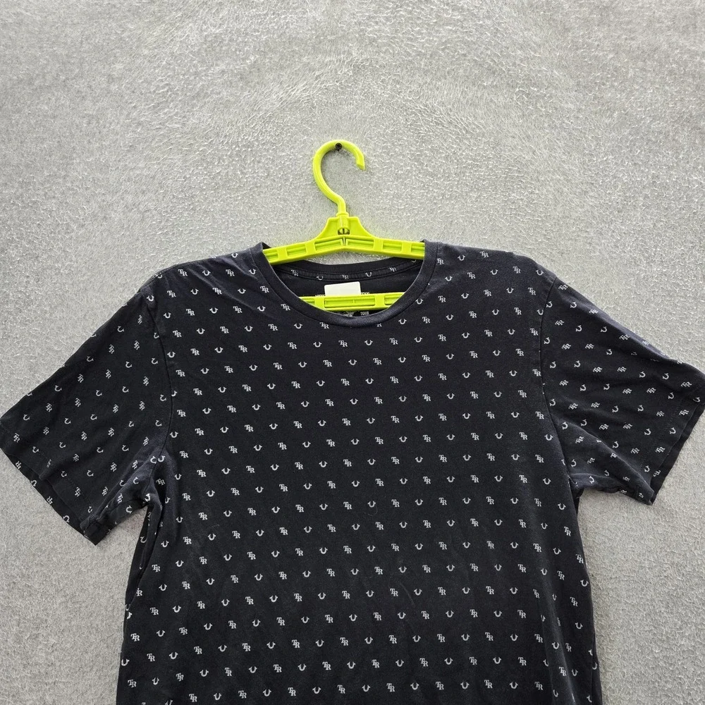 True Religion‎ Men Shirt S Black Geometric Logo Short Sleeve